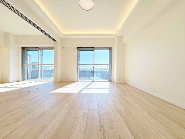 居間 快適に過ごす毎日を求めて、暮らしの中でご自身の「マイホーム」に創り上げてください。