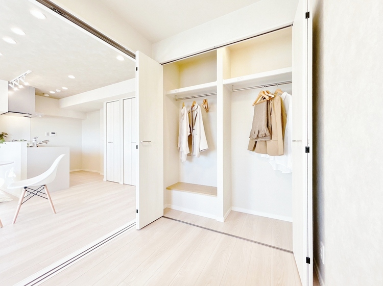 収納 居室にはクローゼットがあり、荷物もスッキリ収納して快適にお過ごしいただけます。