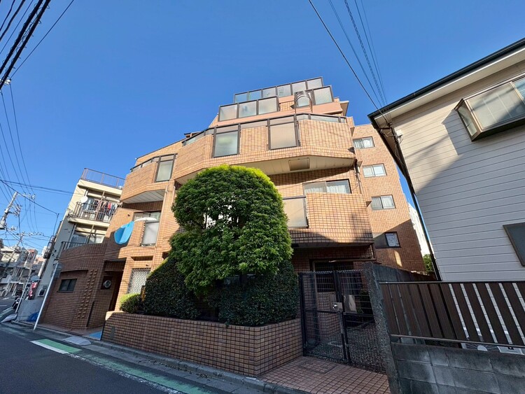 外観 資料には掲載していない情報が、現地にはたくさんあります。是非一度、現地をご確認ください。