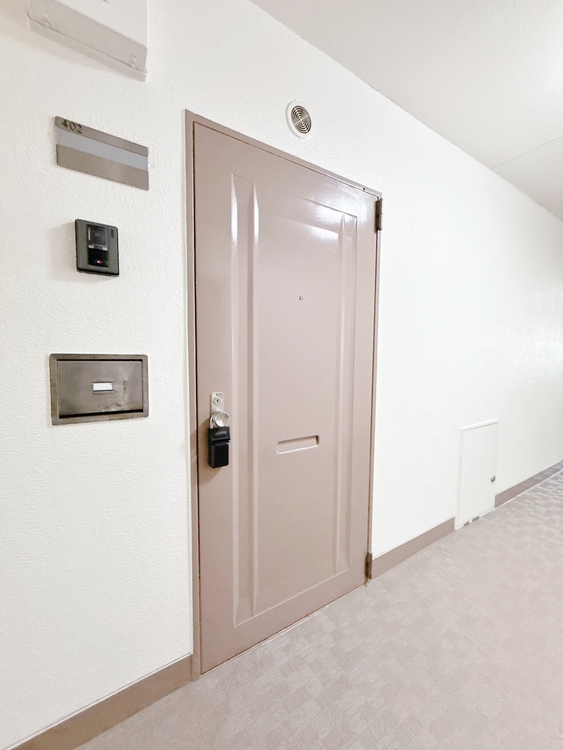 玄関 玄関を開ければ、そこは安らぎのご自宅。