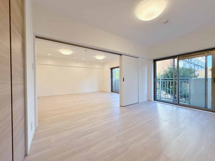 居間 豊かな居住性と、安心感を満たすクオリティが見事に調和した住空間。