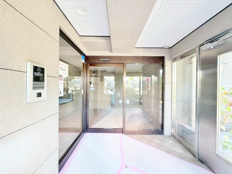 エントランス エントランスは、毎日の行き帰りで使う大事な空間です。