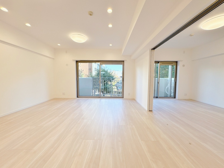 居間 過ごす時間が、たくさんの思い出として紡がれていく場所。