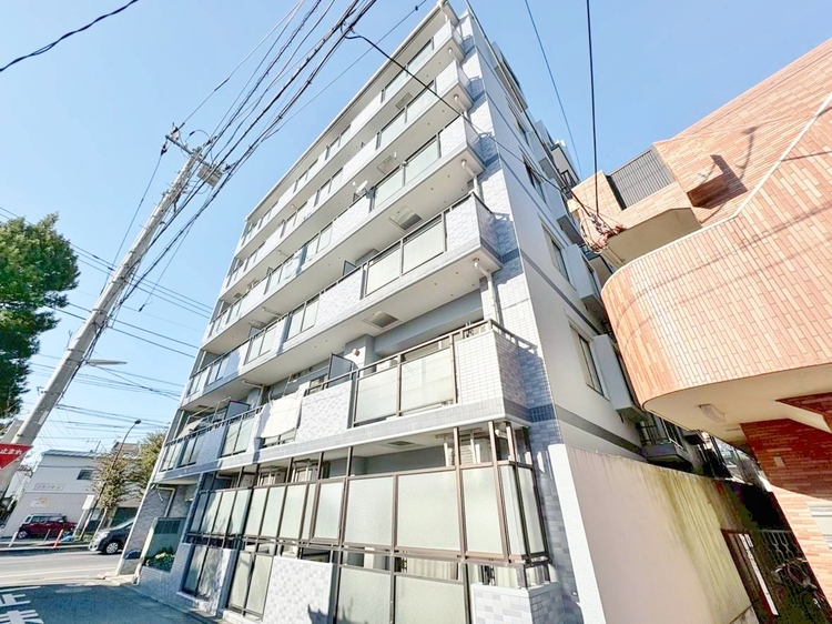 外観 現地に足をお運びいただいた際には、周辺散策などをお勧めいたします。