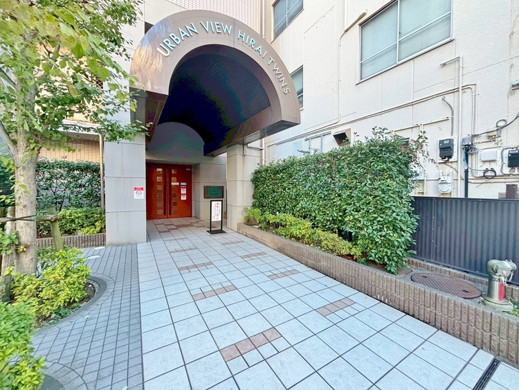 エントランス 外と内をつなぐエントランスは、まさに顔となる場所。