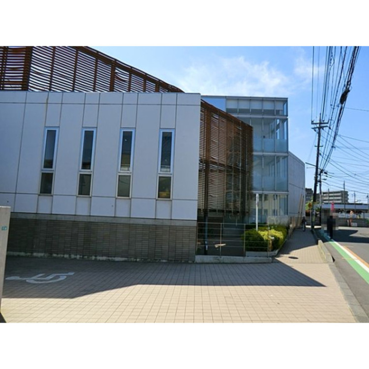 周辺 新座市立大和田小学校(約2150m)