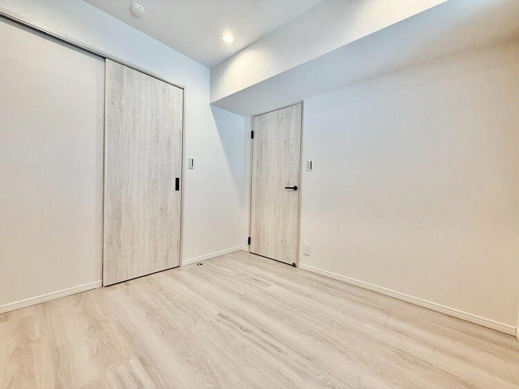 その他 清かで艶やかな時間をもたらしてくれる室内です。