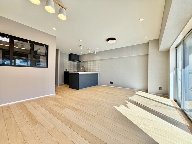 その他 通風・採光に優れ、心地よい光と風が溢れています。