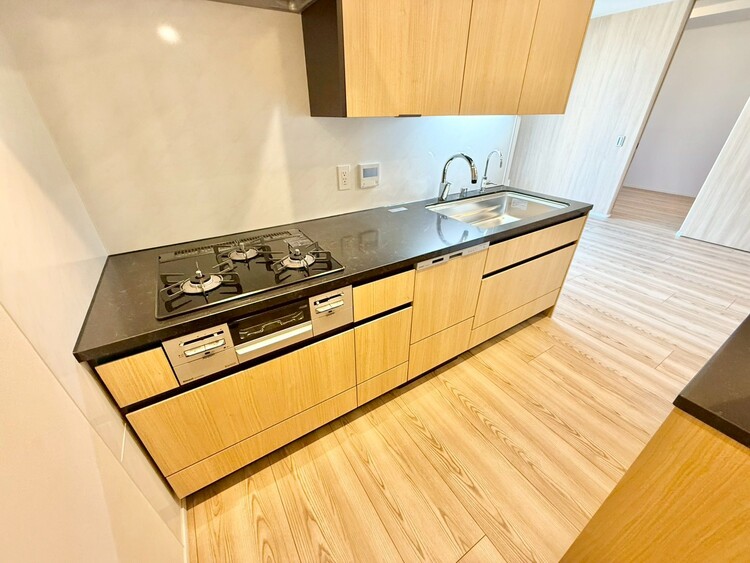 その他 開放感のあるキッチンスペース。調理をしながら、会話も弾みそうですね。