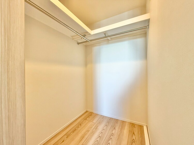 その他 収納スペースが付いていて、お部屋を広く使っていただけます。