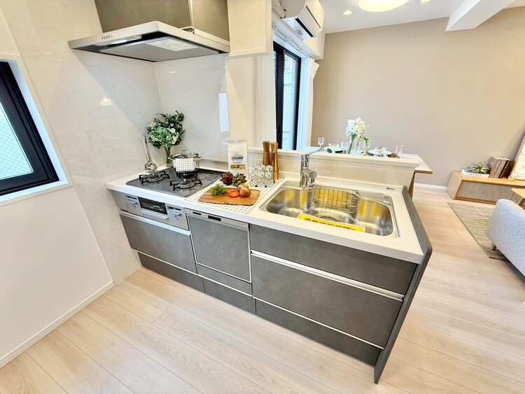 その他 使いやすくスタイリッシュなキッチン空間になっております。