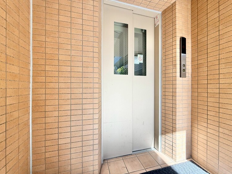 その他 エレベーター完備のため荷物が多くなっても安心。