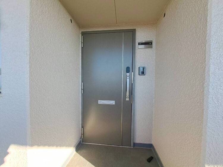 その他 清潔感のある落ち着いた雰囲気の玄関です。