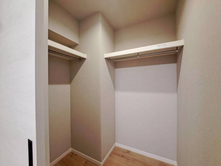 その他 収納スペースが付いていて、お部屋を広く使っていただけます。