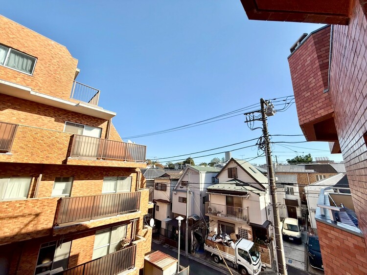 その他 眺望や窓からの景色が良いと、家で過ごす時間も快適です。