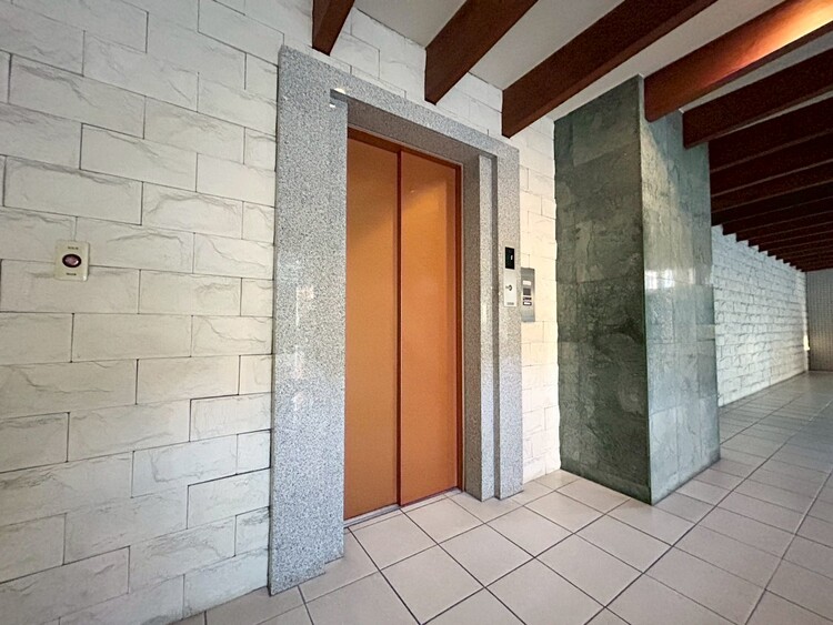 その他 エレベーター完備のため荷物が多くなっても安心。