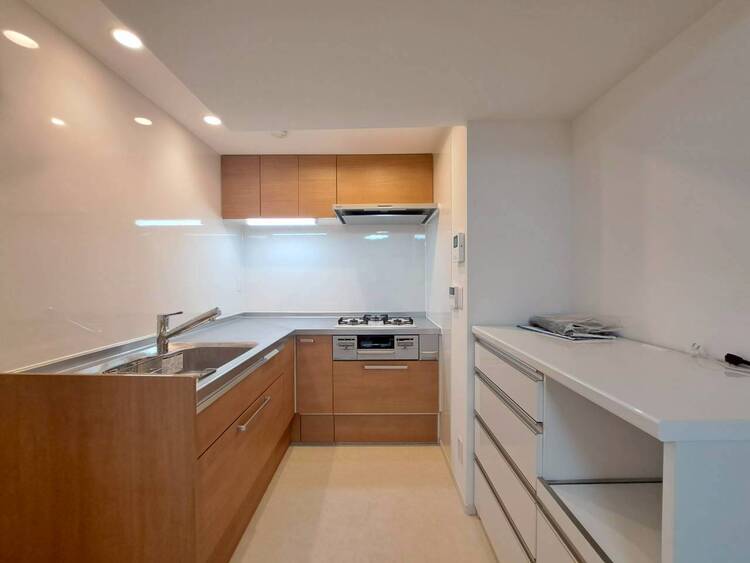 その他 開放感のあるキッチンスペース。調理をしながら、会話も弾みそうですね。