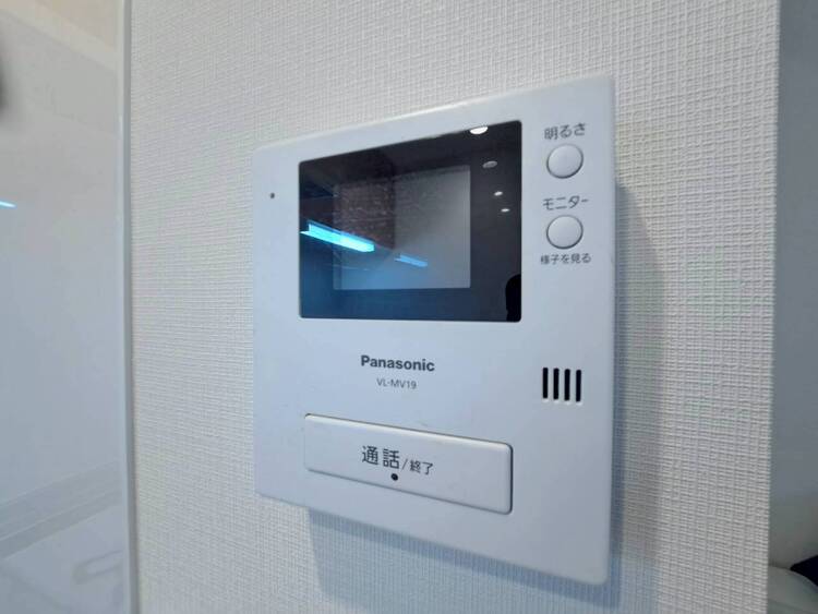 その他 誰が来てもわかる様にモニター付きインターホンを設置。