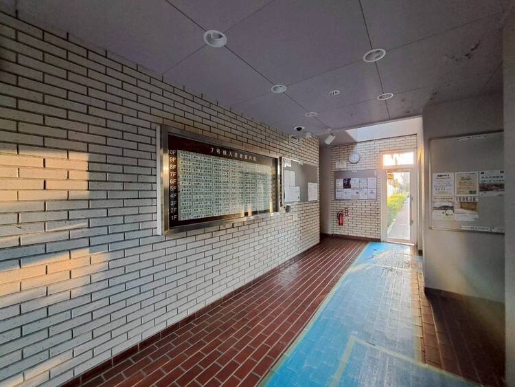 その他 館内は静寂な中が保たれており、管理が行き届いている印象を受けました。