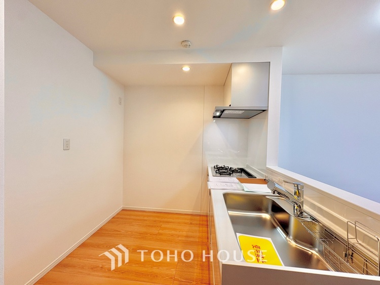 キッチン 【Kitchen】安心してお料理に取り組んでいただけます。会話だって自然とはずむはず。