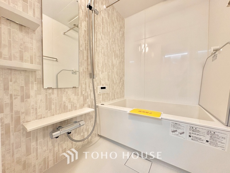 風呂 浴室は一日の疲れを癒す特別な空間。清潔感と快適性で心身ともにリフレッシュできます。