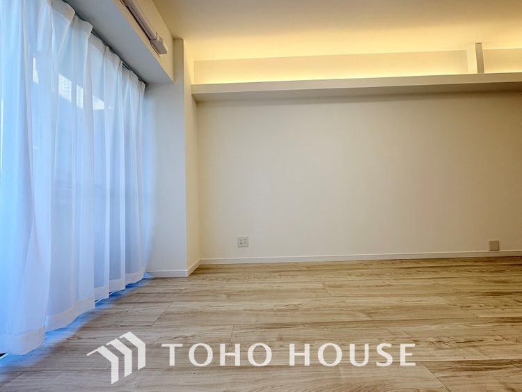 内装 時間をかけて作り上げるそんな空間を君と共有したい。僕たちの空間は唯一無二の物だから。