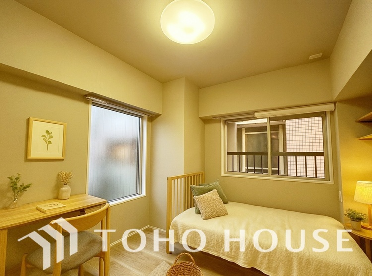 内装 ＊配置してある家具や小物はCGによるイメージ画像です。感性を育むプライベートルームはシンプルでスマートな空間。