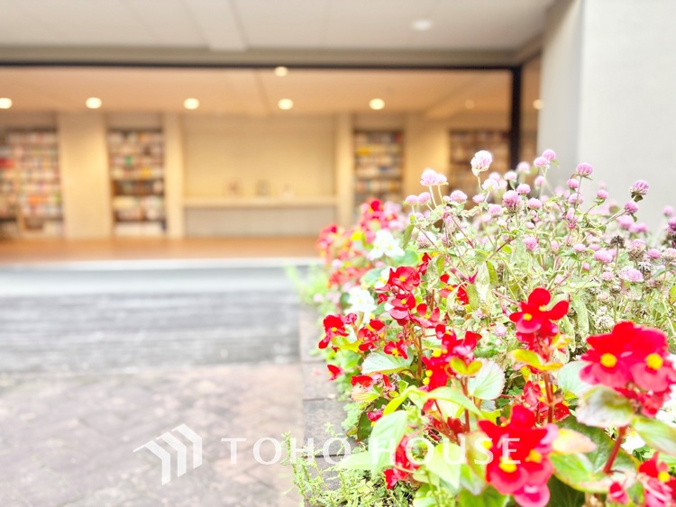 外観 無駄を削ぎ落としたミニマルなデザインが、空間に静謐な美しさをもたらします。研ぎ澄まされた感性を満たす場所です。