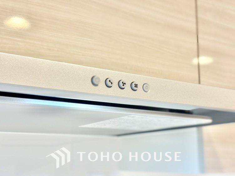 キッチン 五感を刺激する、美食のクリエイティブな場所。ここはただの調理場ではなく、豊かな人生を紡ぐための特別な空間です。