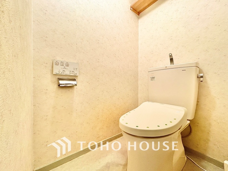 トイレ トイレも自分の時間をゆっくり過ごすスペースのひとつ。最新設備は嬉しい