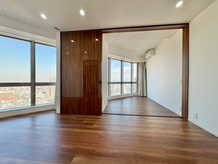 居間 居心地の良い空間に仕上がっております。