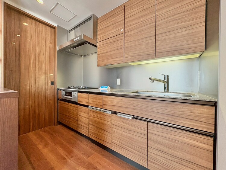 キッチン 使いやすくスタイリッシュなキッチン空間になっております。