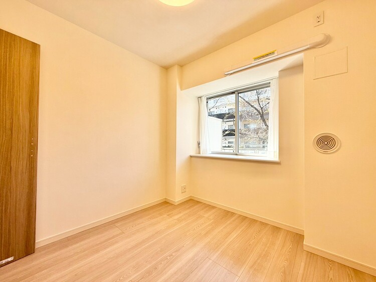 その他 清かで艶やかな時間をもたらしてくれる室内です。