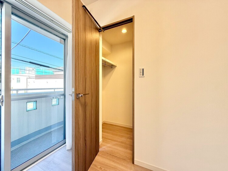 その他 収納スペースが付いていて、お部屋を広く使っていただけます。