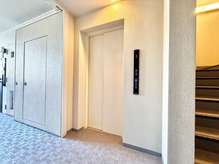 その他 エレベーター完備のため荷物が多くなっても安心。