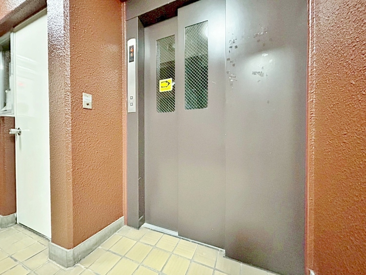 その他 エレベーター完備のため荷物が多くなっても安心。