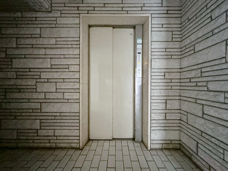 その他 エレベーター完備のため荷物が多くなっても安心。