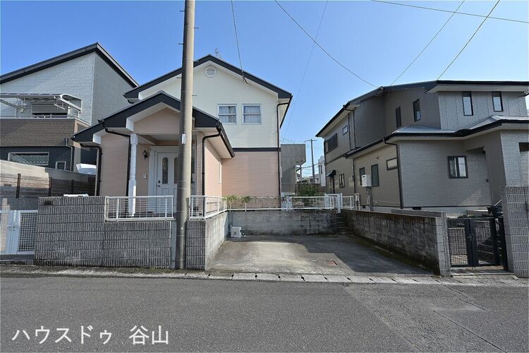 外観 一戸建ての多いエリア、静かで落ち着いた雰囲気