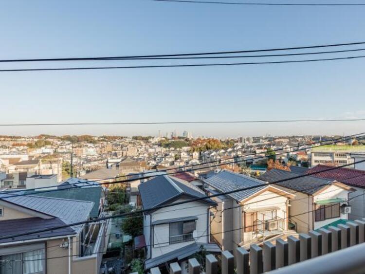 その他 東側のバルコニーからの眺めです。