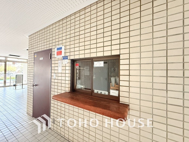 エントランス 管理人室
