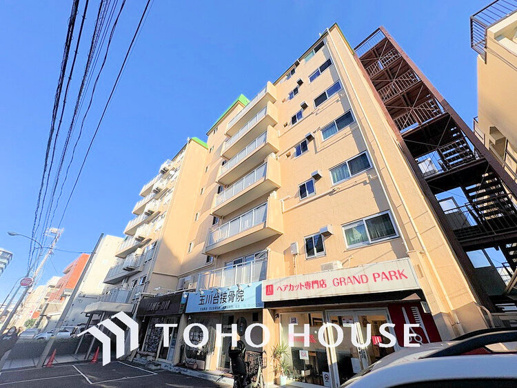 外観 〜「用賀」駅徒歩3分、大切なペットと暮らせるリノベーション住戸〜南東向きにつき陽当り良好〜