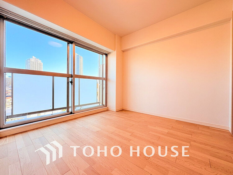 内装 1日の疲れを癒し、心地よく寛げるようゆったりとした広さをしています