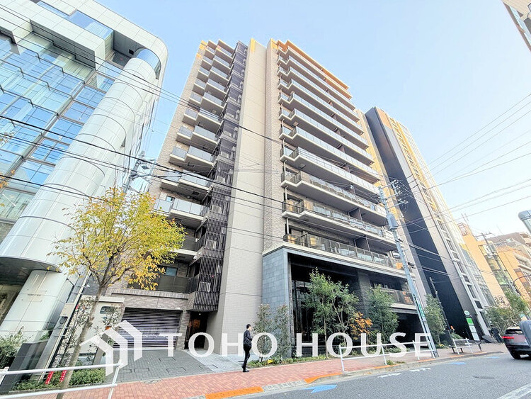 外観 〜「四谷三丁目」駅徒歩6分〜たいせつなペットと暮らせます〜室内設備充実の2LDK〜