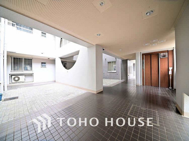 エントランス エントランス