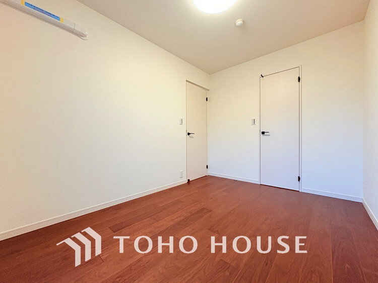 内装 シンプルですっきりとした室内は飽きのこない居心地の良い雰囲気