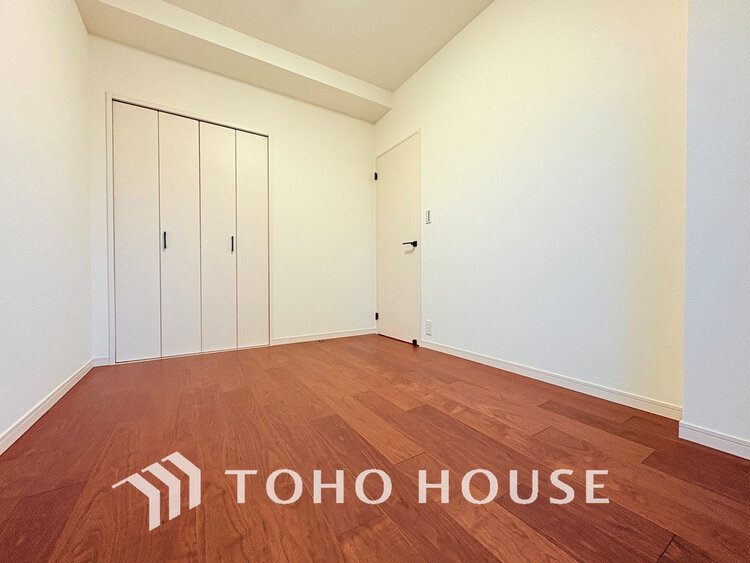 内装 1日の疲れを癒し、心地よく寛げるようゆったりとした広さをしています