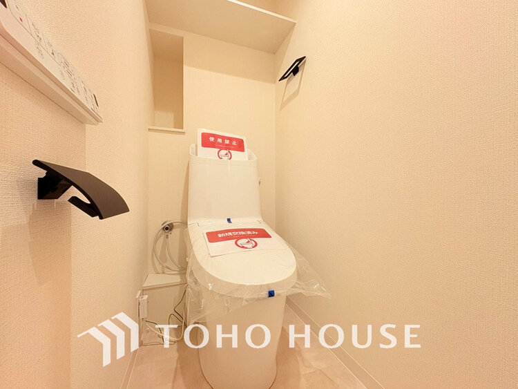 トイレ トイレには快適な温水洗浄便座付