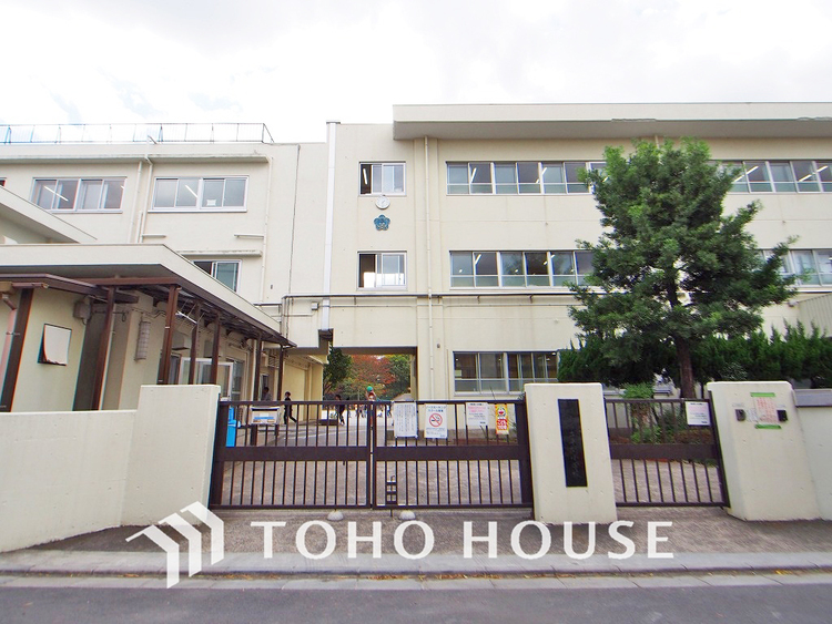 周辺 川崎市立下平間小学校　距離650m