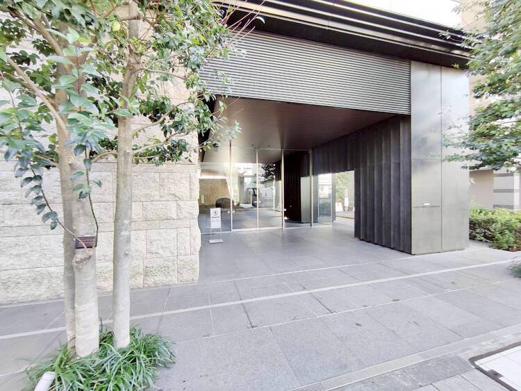 その他 上質感漂う玄関アプローチです。