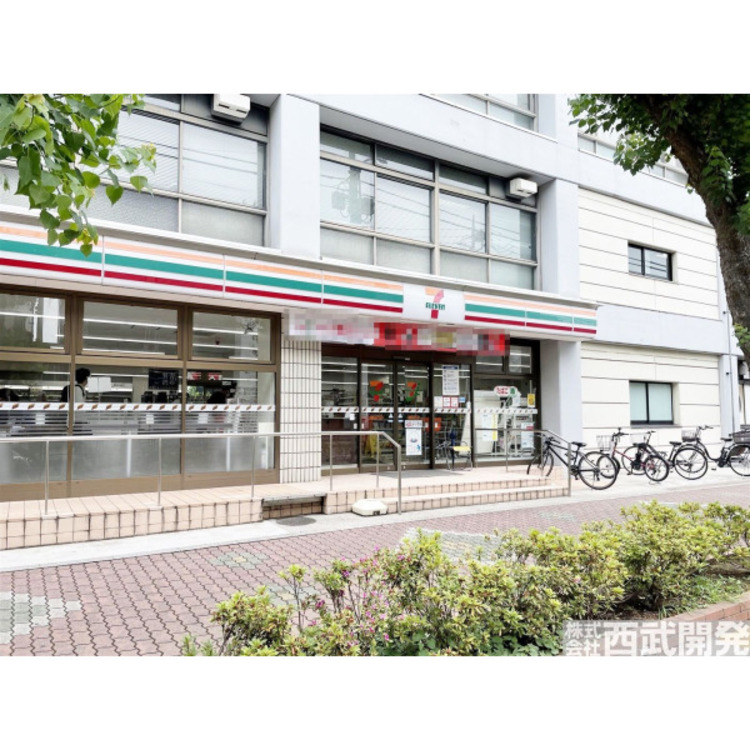 周辺 セブンイレブン練馬東大泉NTTビル店(約550m)